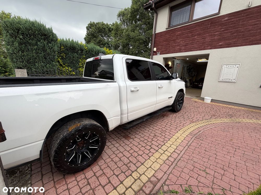 Dodge RAM - 15