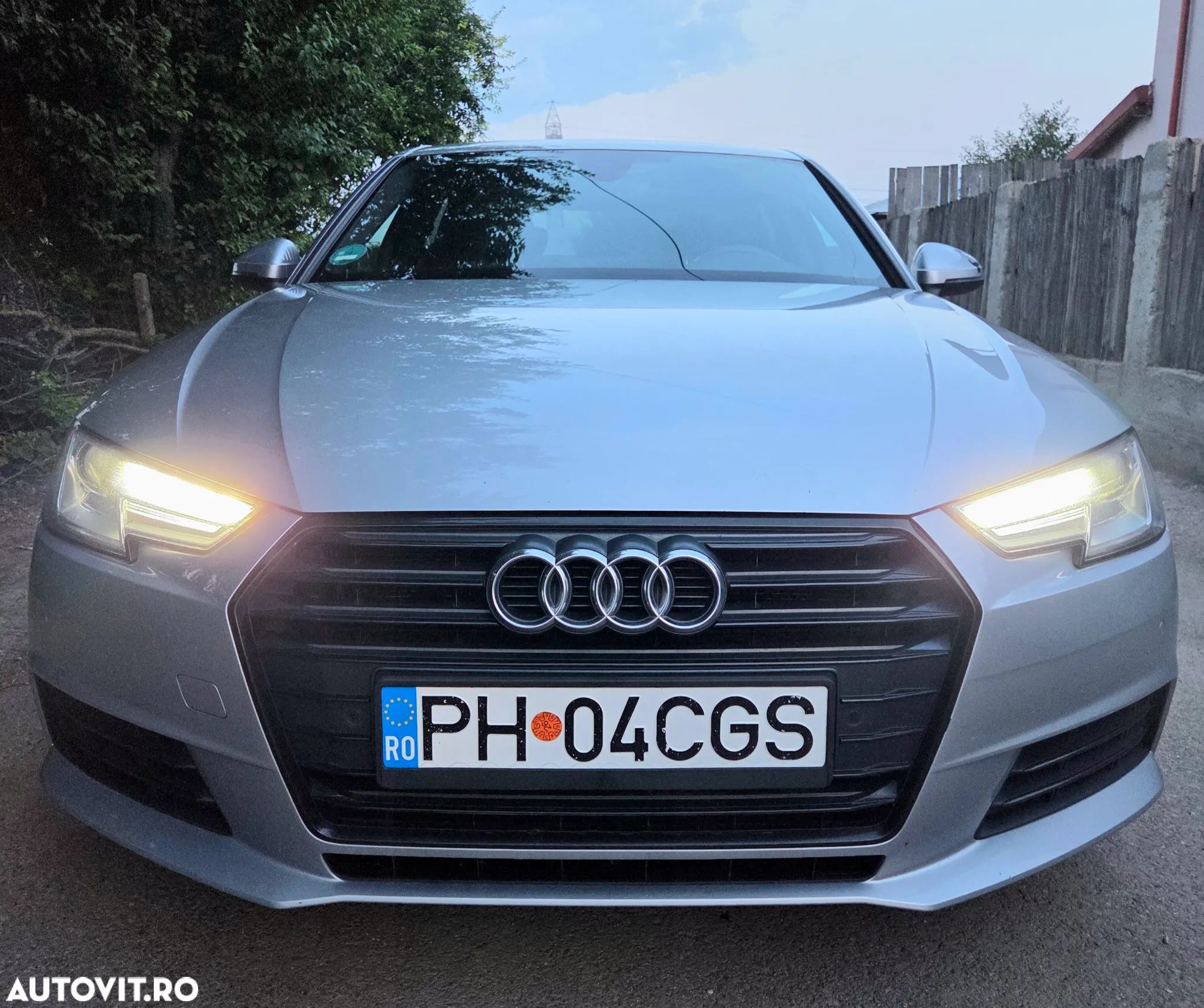 Audi A4 - 1