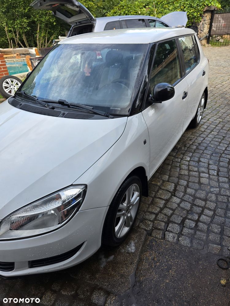 Skoda Fabia - 4