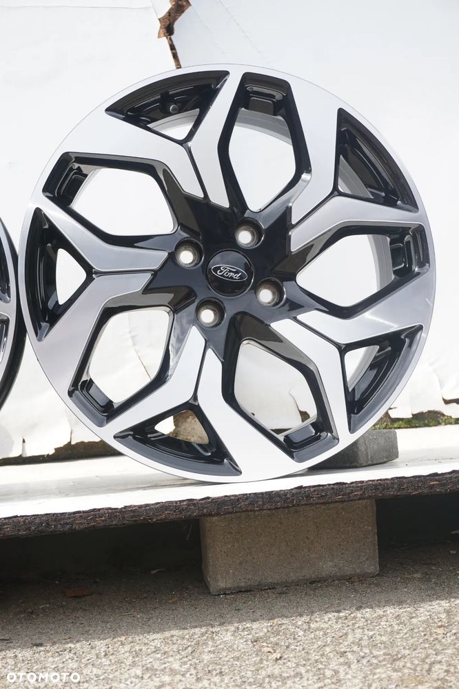 Ford 4x108 18 7J et37,5 czujniki stan bdb Ecosport - 8