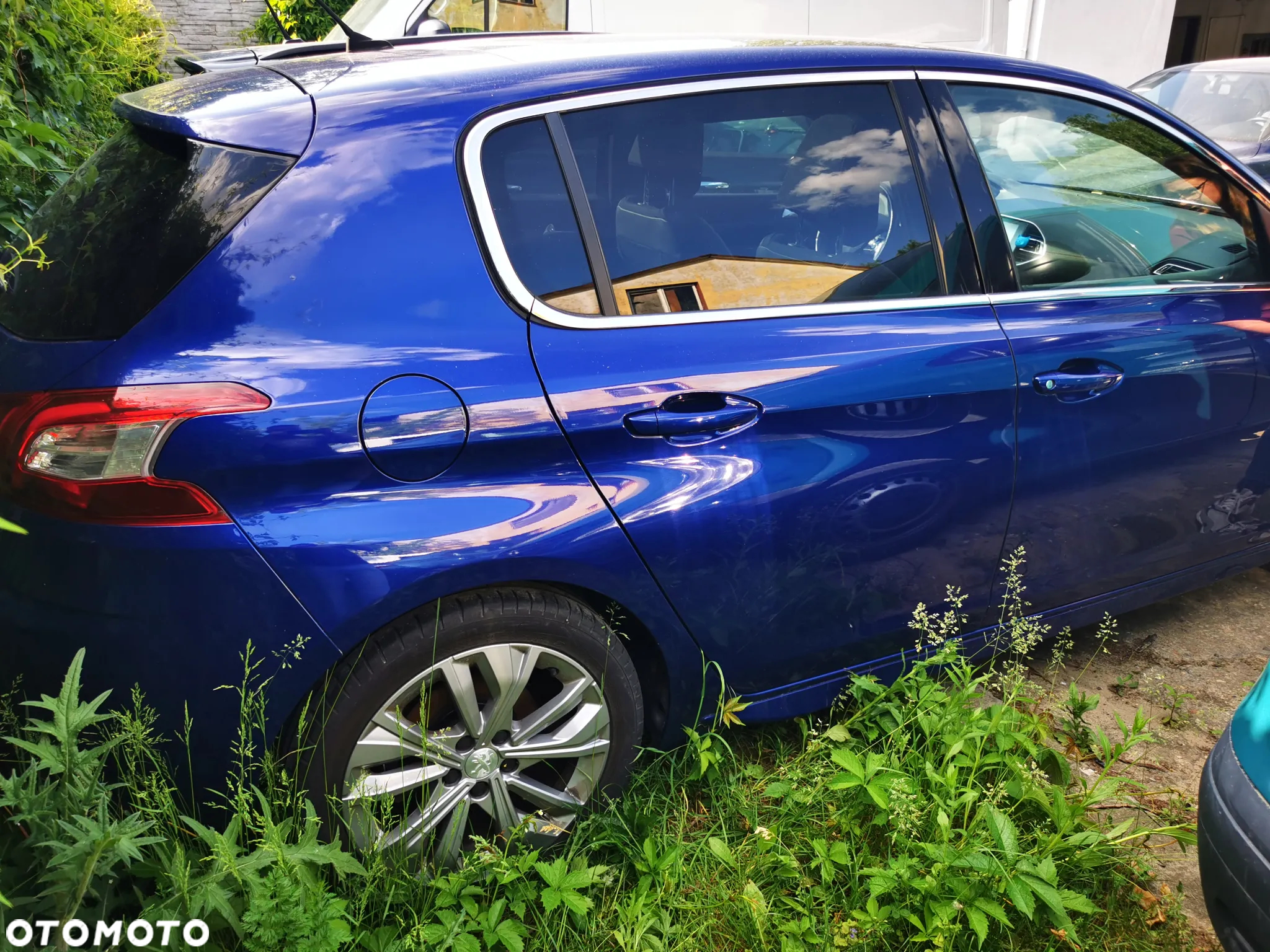 Peugeot 308 - 8