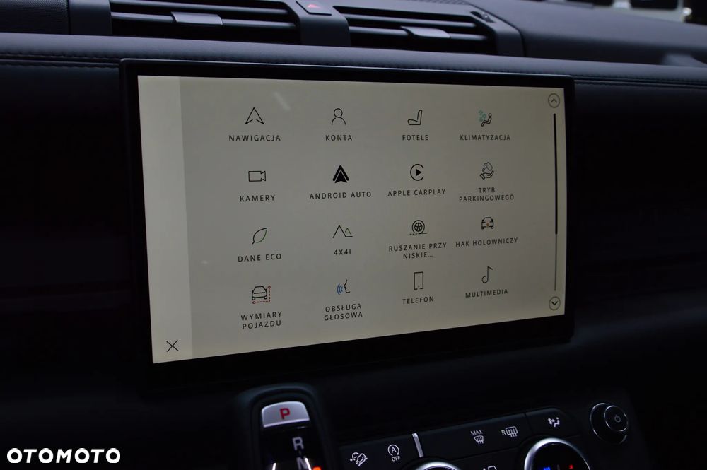 Land Rover Defender 110 D300 X-Dynamic HSE - 29