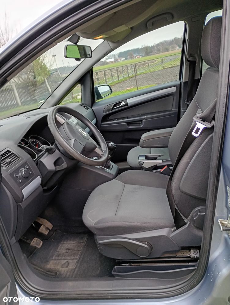 Opel Zafira - 4
