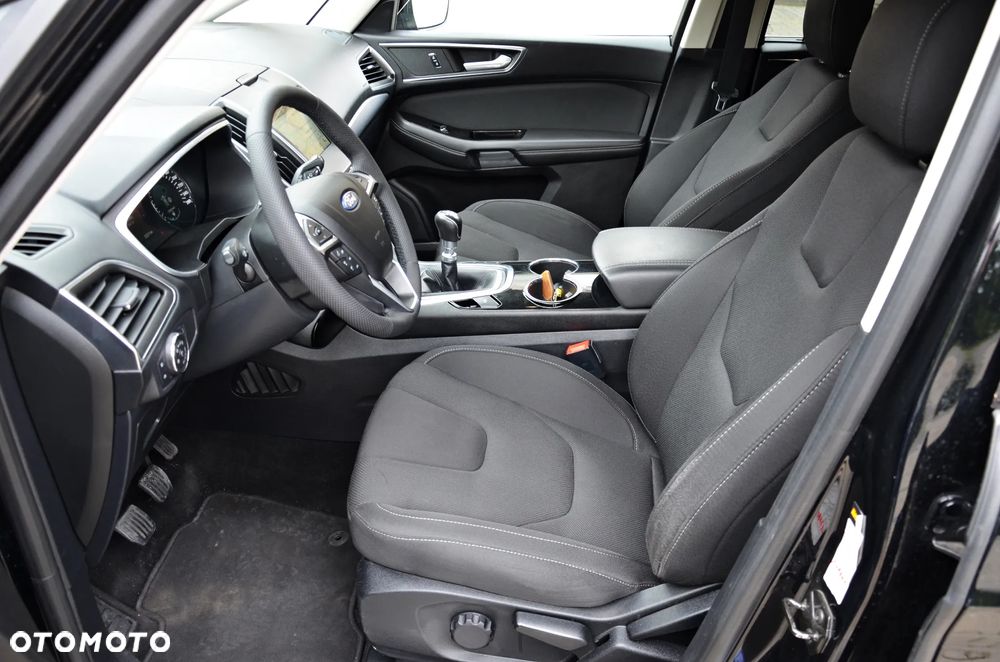 Ford S-Max - 27