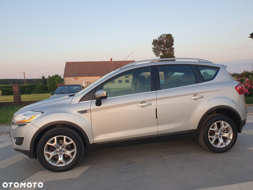 Ford Kuga - 8