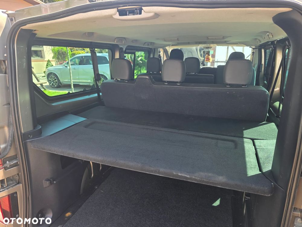 Renault Trafic Grand Passenger 3,0t Pack Clim - 23