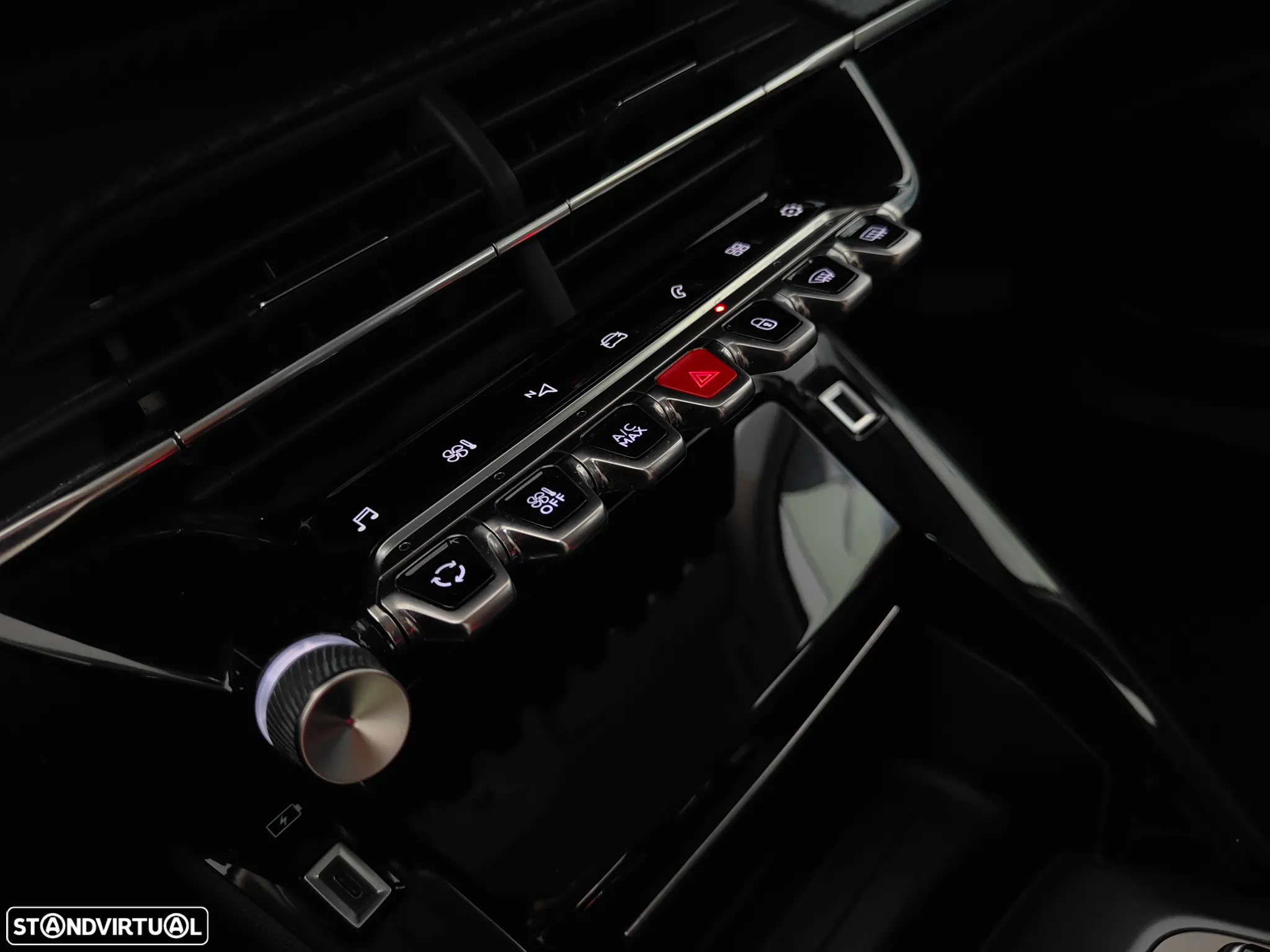 Peugeot 2008 1.2 PureTech Allure EAT8 - 60
