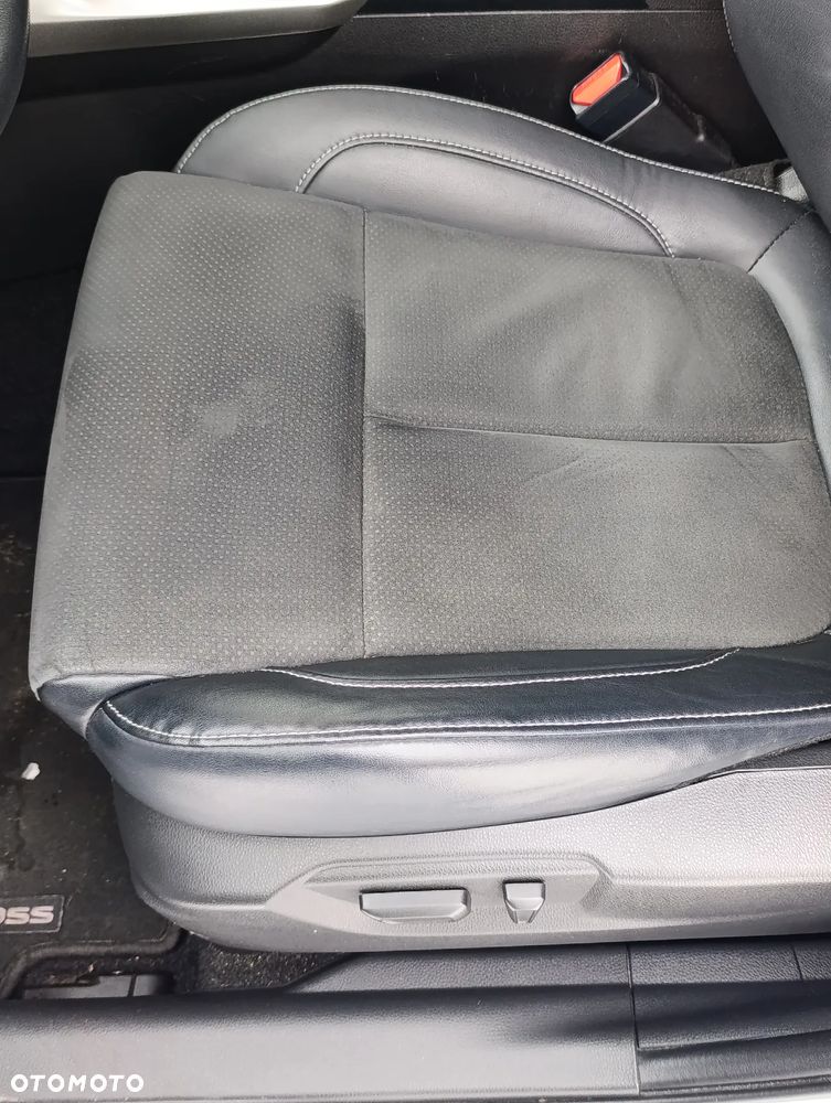 Mitsubishi Eclipse Cross - 16