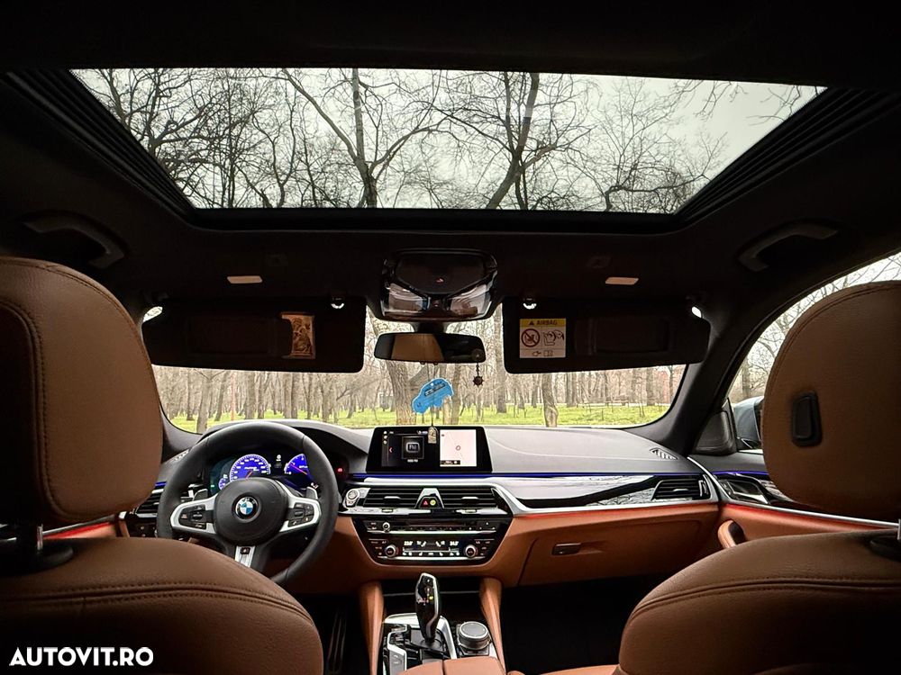 BMW Seria 5 520d AT - 13