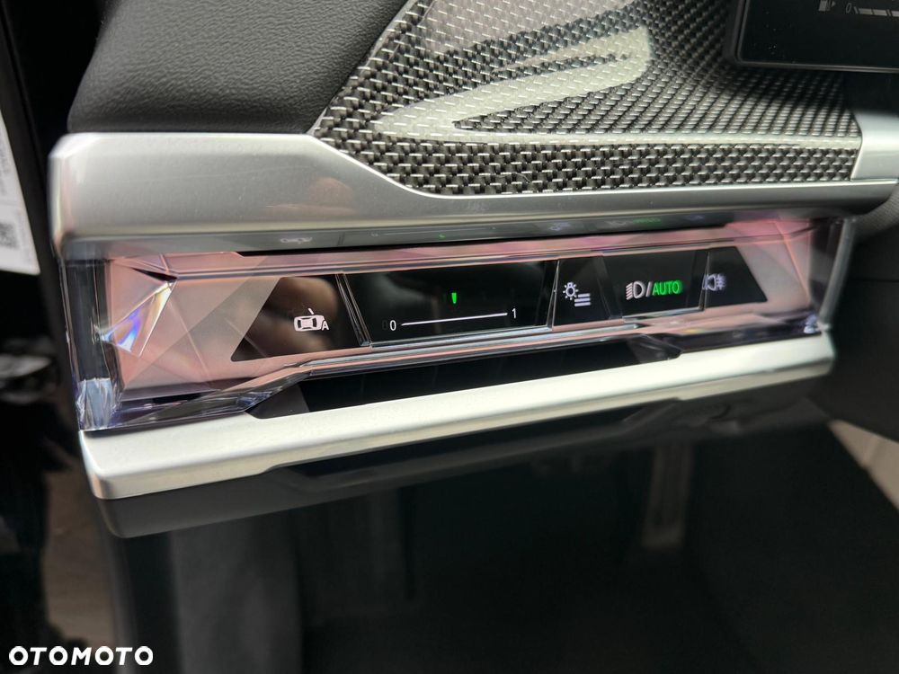 BMW Seria 7 - 16