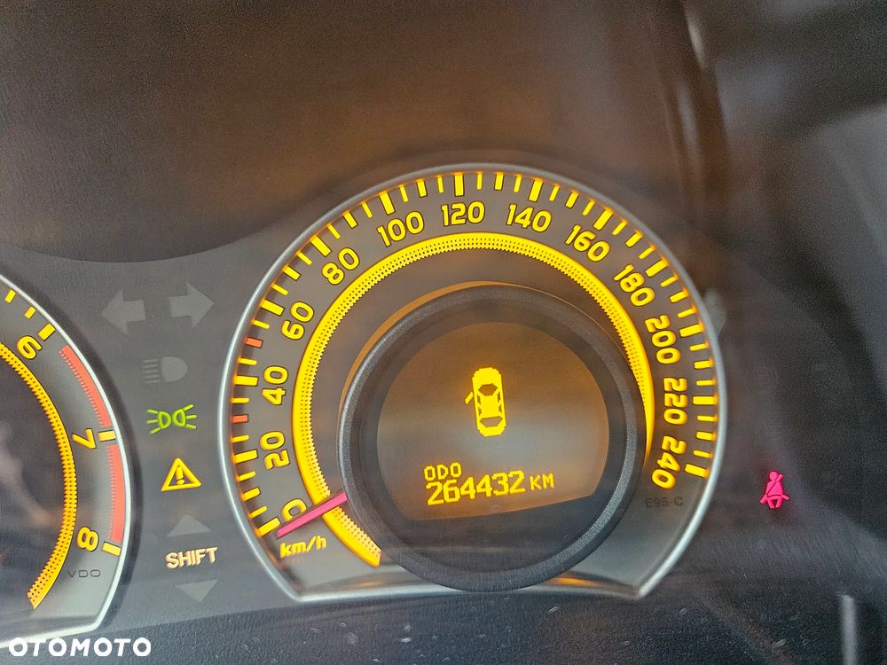 Toyota Auris 1.33 VVT-i Luna - 17