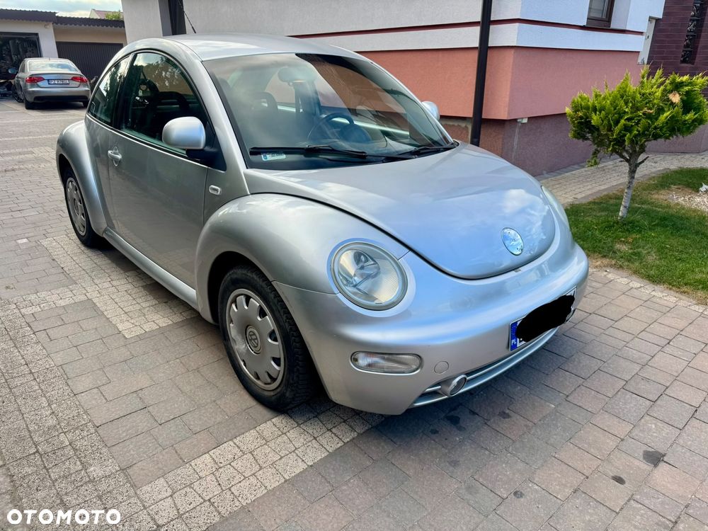 Volkswagen New Beetle - 2