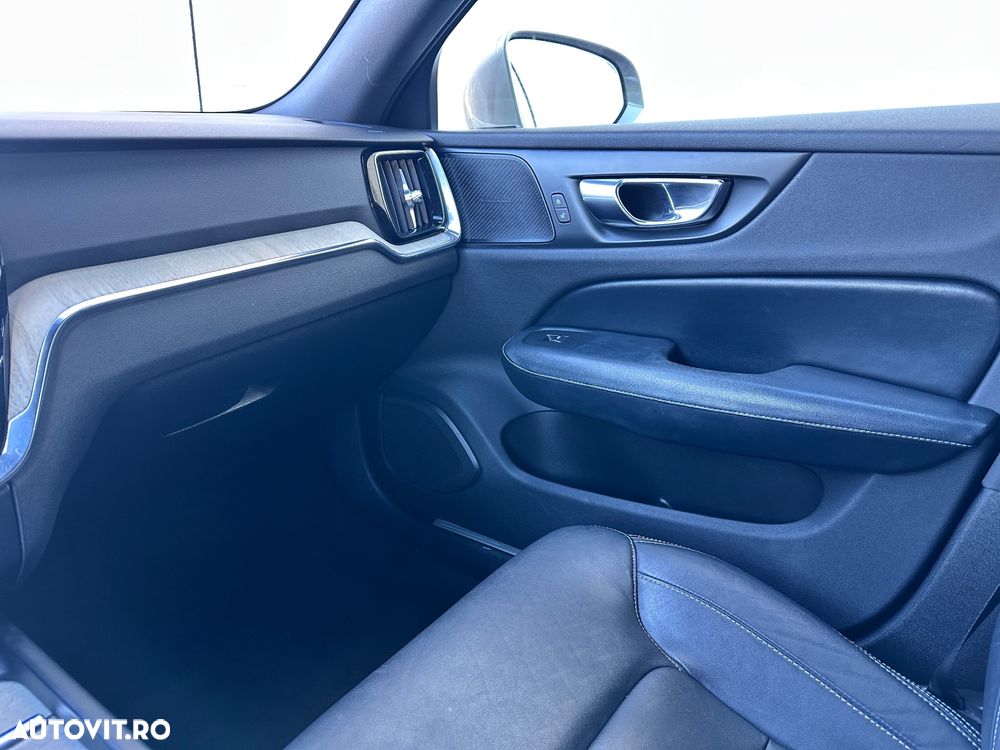 Volvo V60 T5 Geartronic Momentum - 23