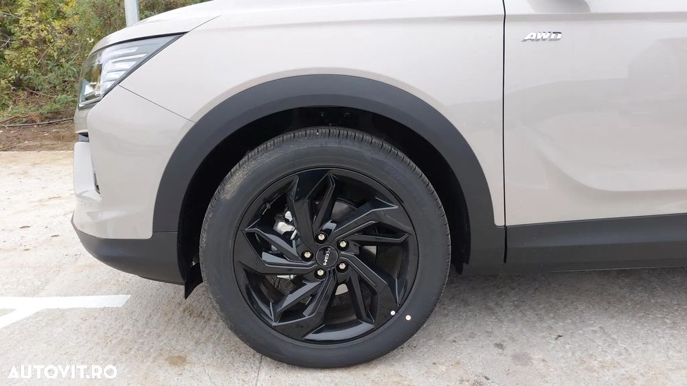 KG Mobility Korrando - 18