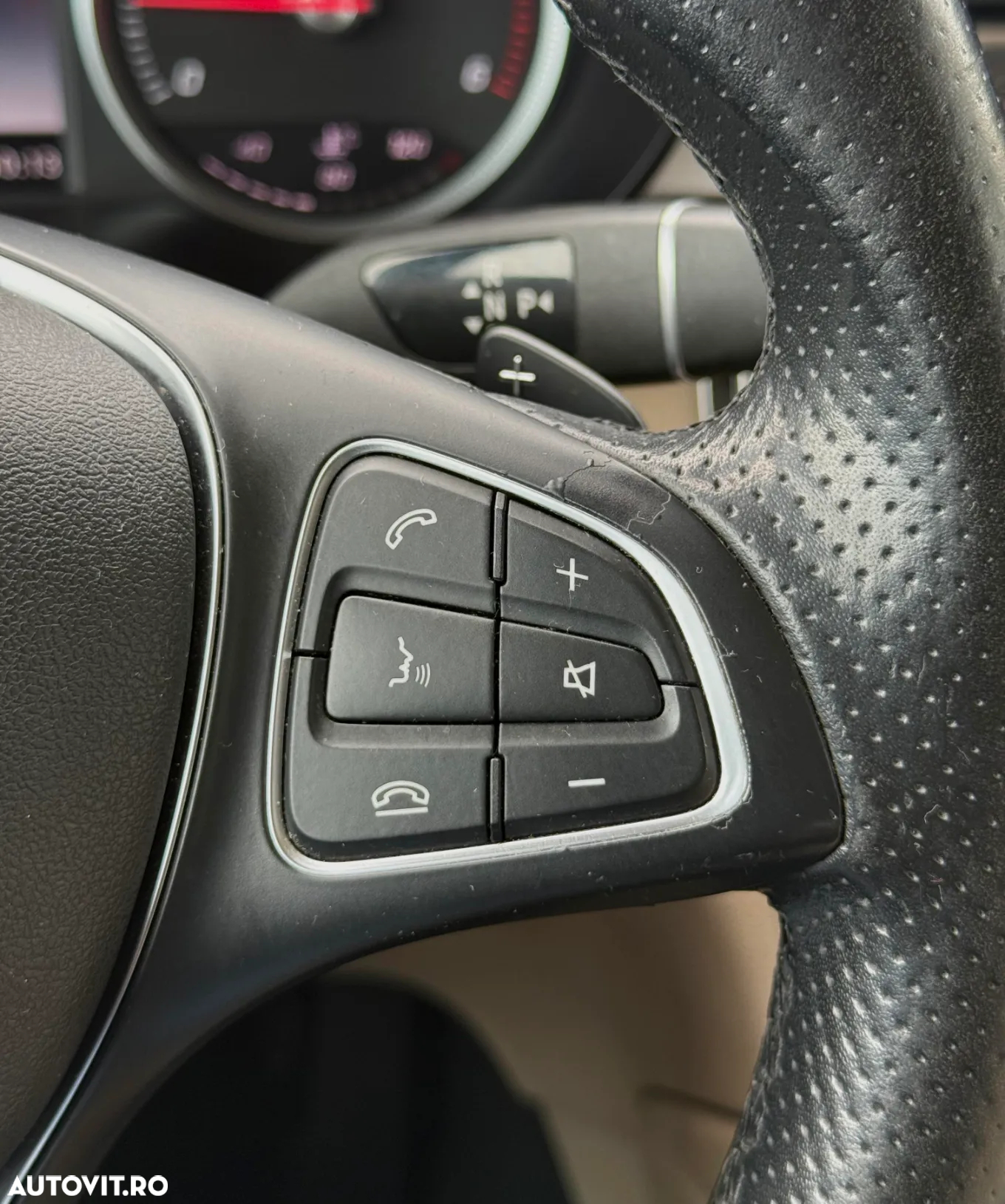 Mercedes-Benz GLC 220 d 4MATIC - 23