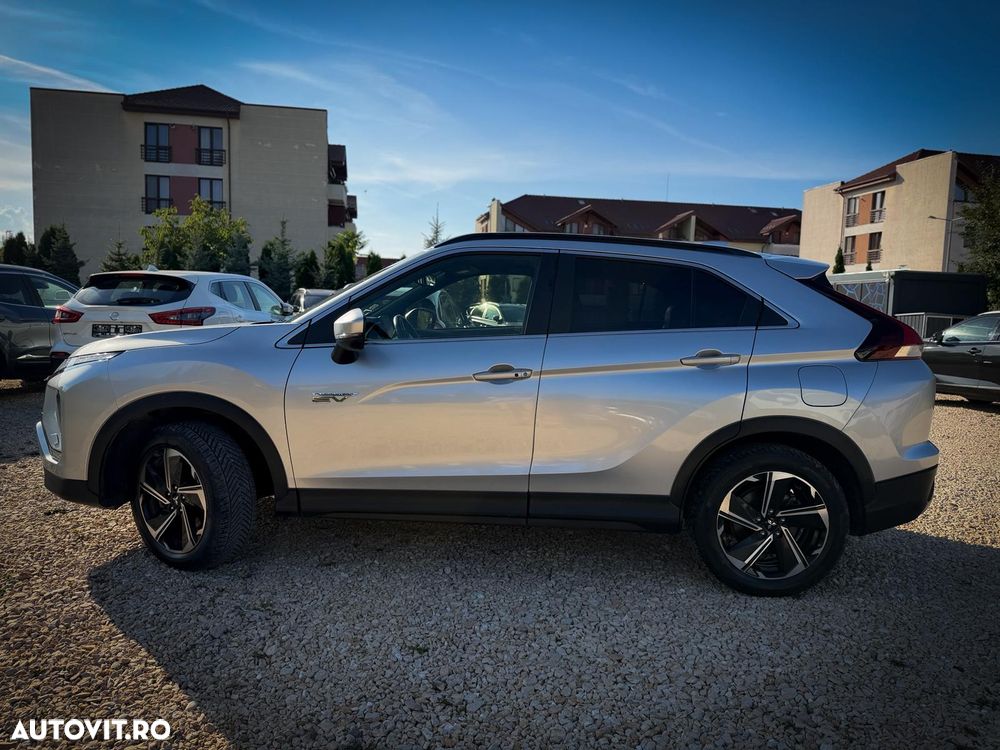 Mitsubishi Eclipse-Cross PHEV Intense+ Black - 6