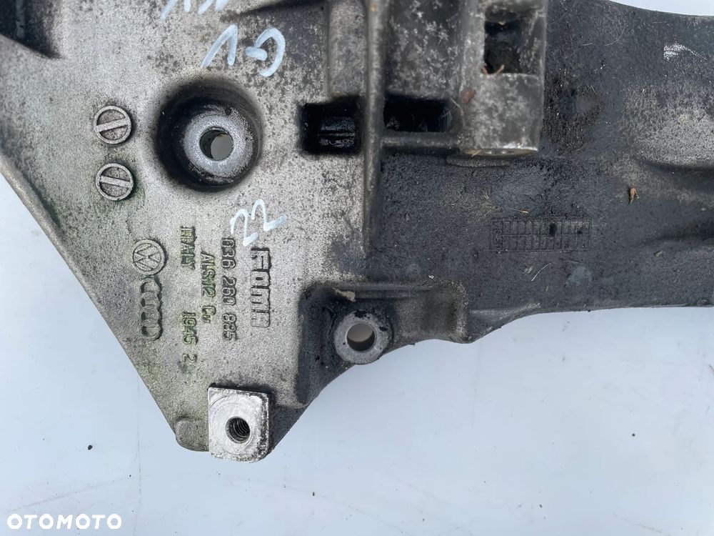 ŁAPA ALTERNATORA VW GOLF V 1.4 16V BCA 036260885 - 2