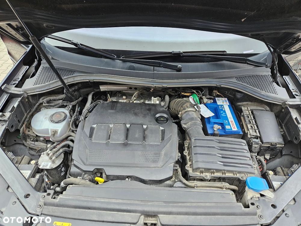 Volkswagen Tiguan 2.0 TDI SCR 4Mot R-Line DSG - 9