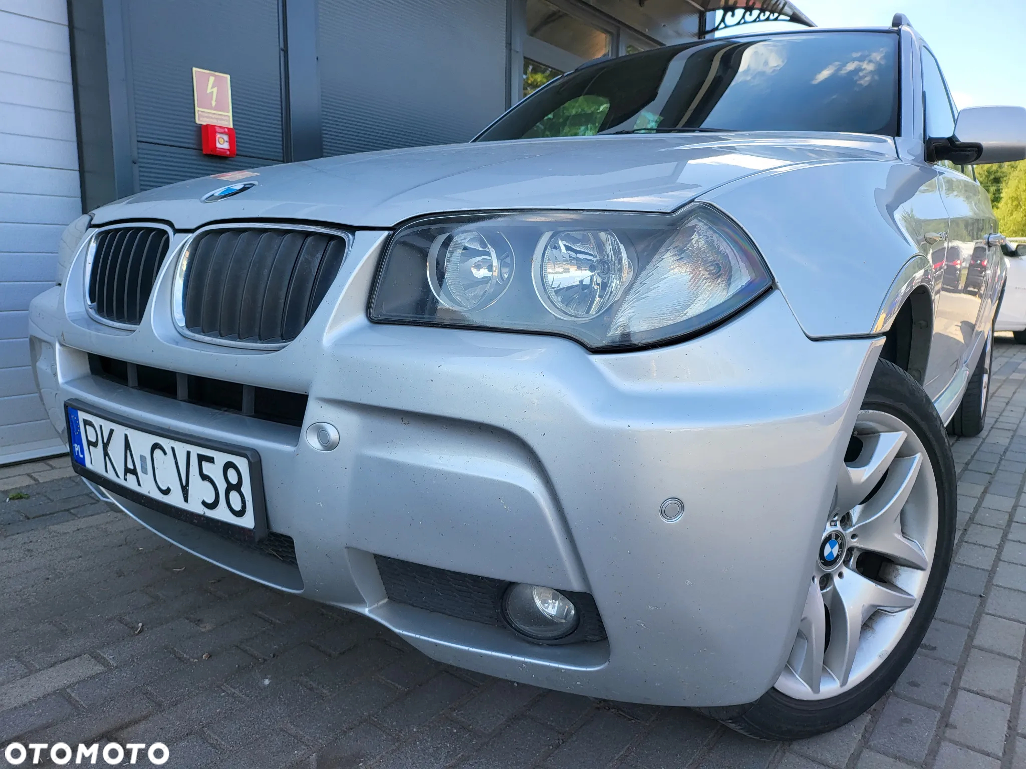 BMW X3 2.0d - 33