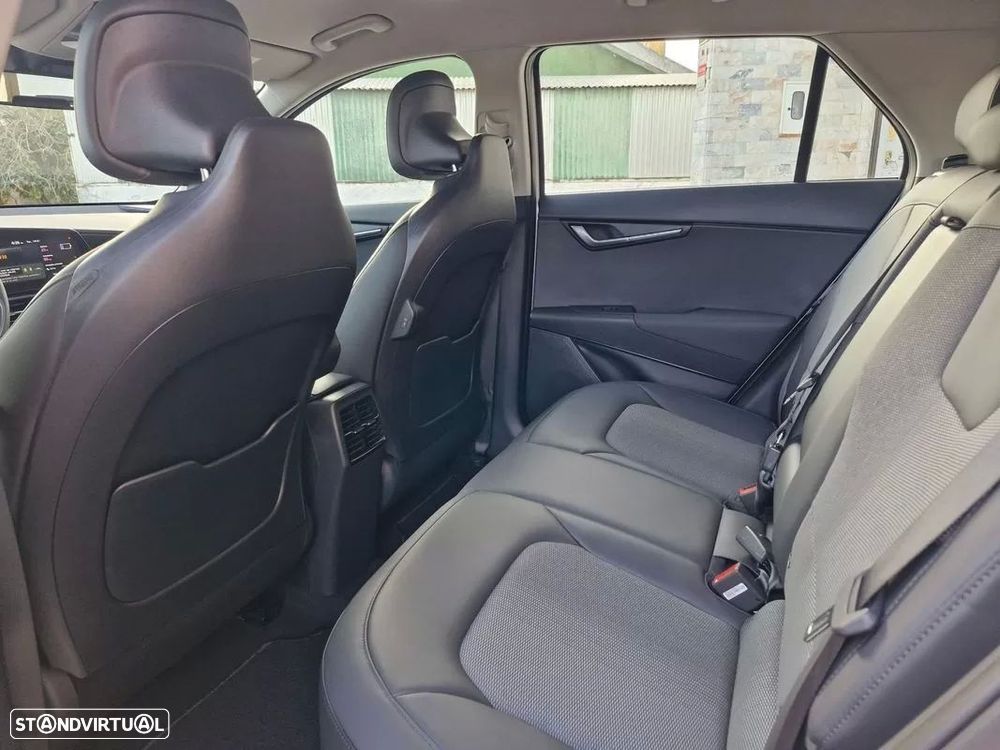 Kia Niro EV 64kWh Drive - 18