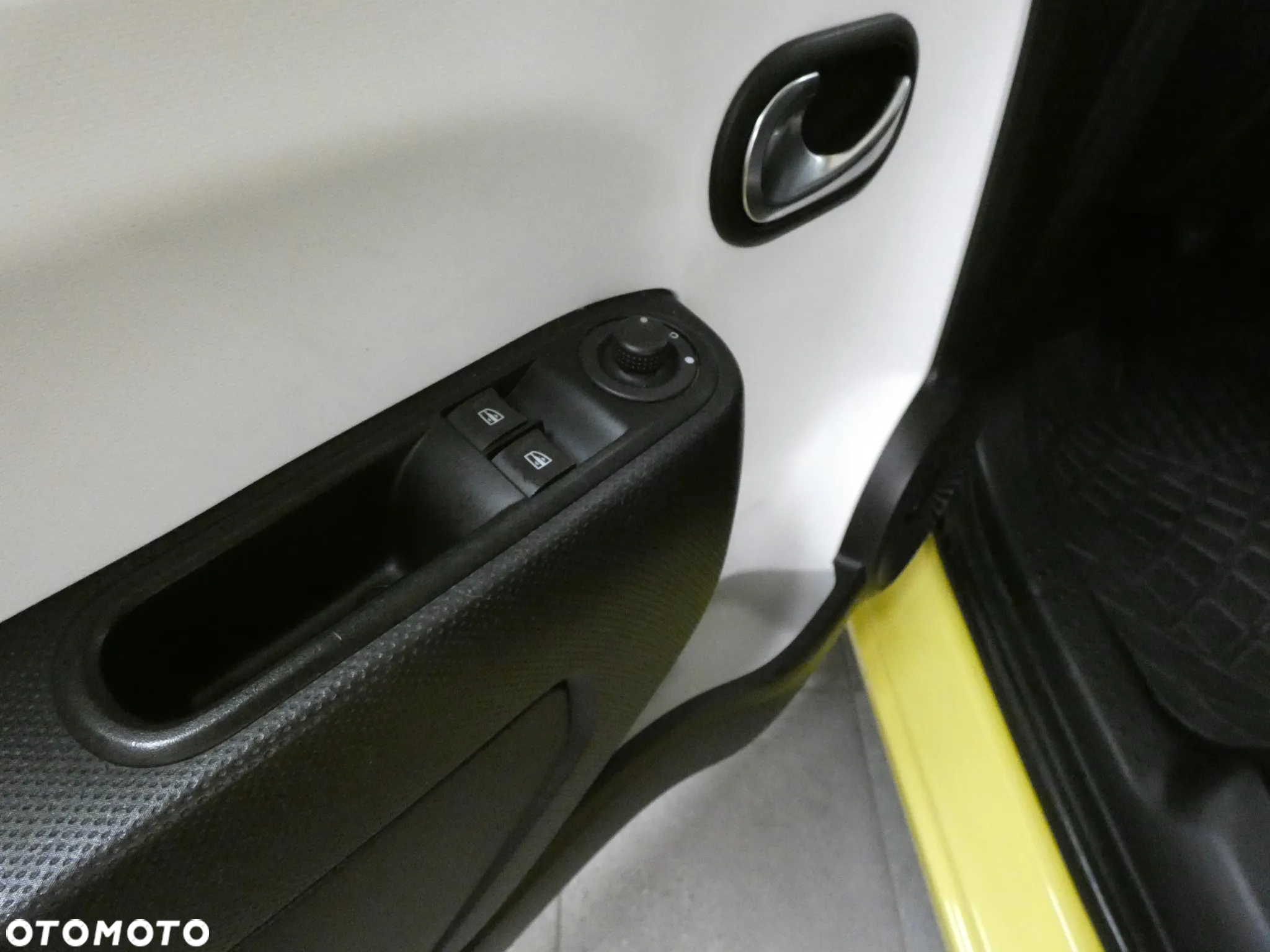 Renault Twingo - 13