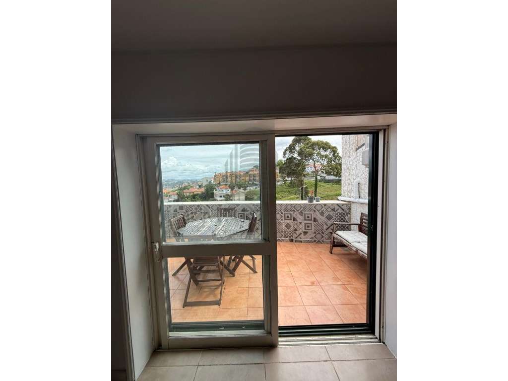 Excelente T3 Duplex para arrendamento - Grande imagem: 4/33