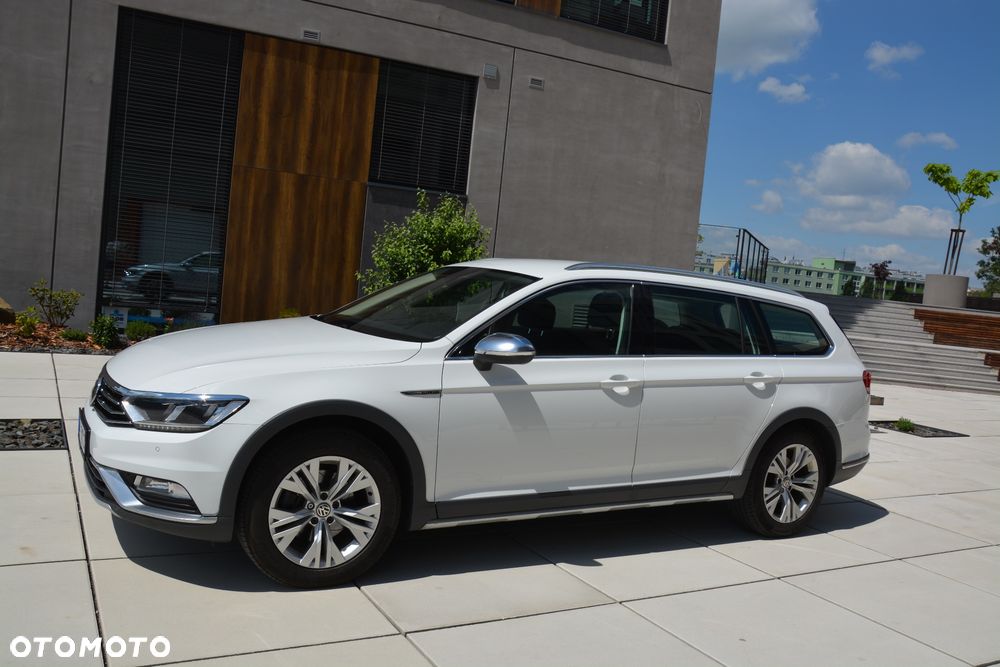 Volkswagen Passat Alltrack 2.0 TDI SCR 4Mot DSG - 24