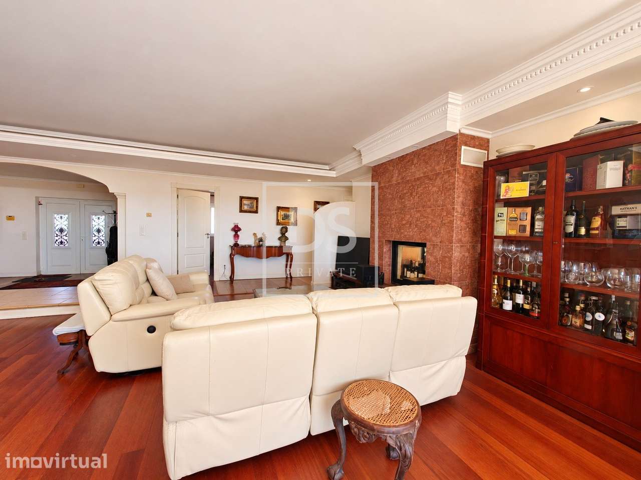 Moradia Isolada com Piscina - Grande imagem: 5/44