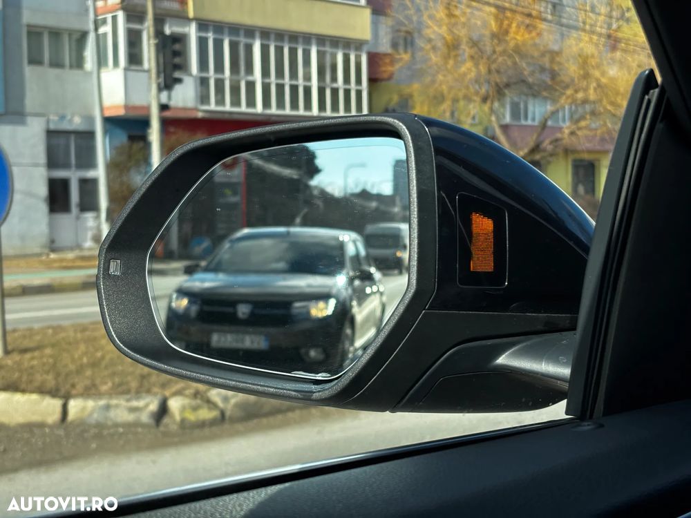 Audi Q8 - 17
