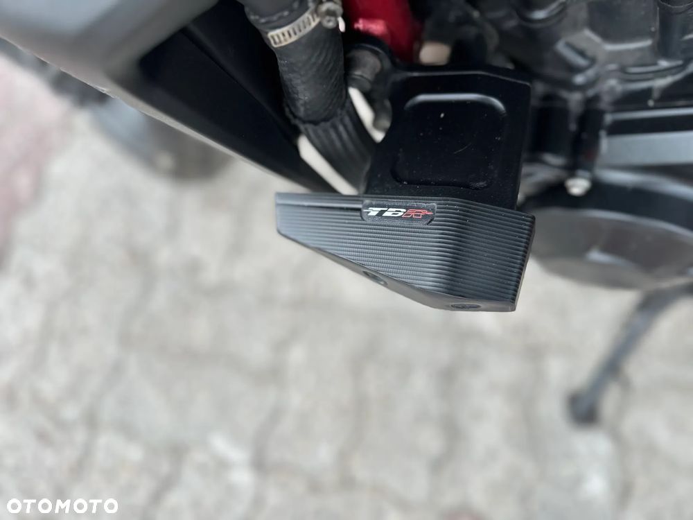 Honda CB - 19