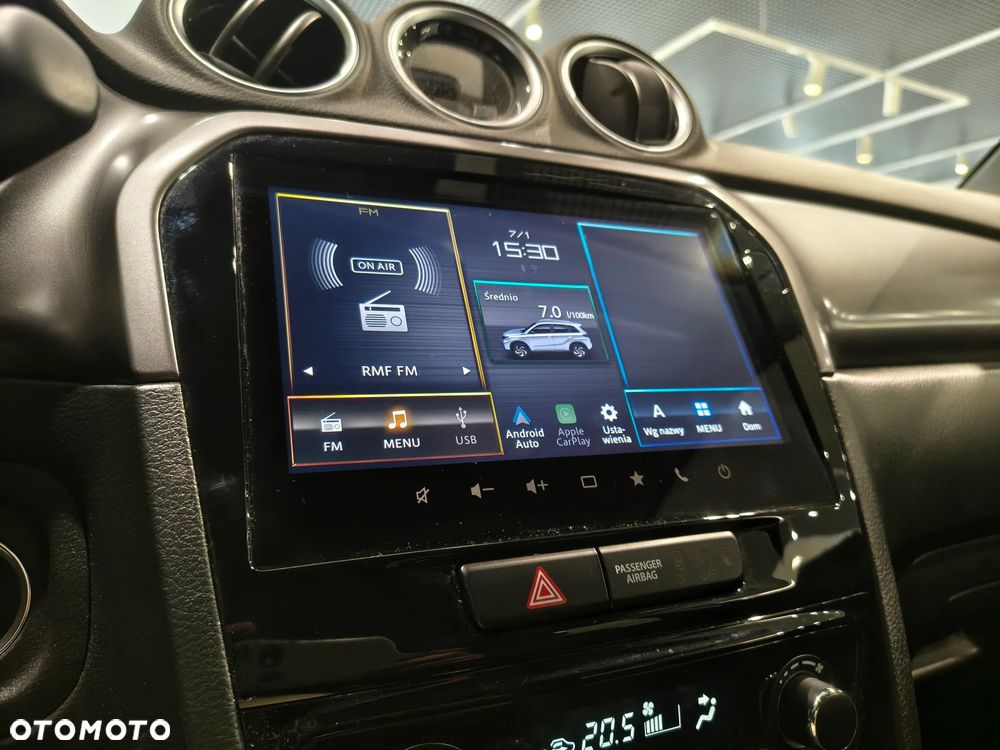 Suzuki Vitara 1.4 Boosterjet mHEV Premium Plus 2WD - 11