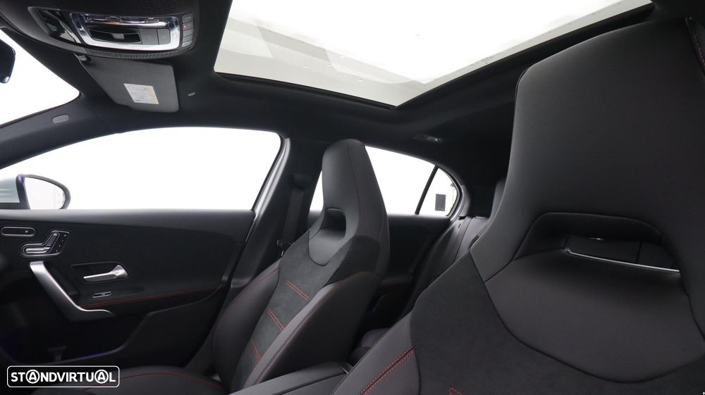 Mercedes-Benz A 200 d AMG Line Aut. - 24