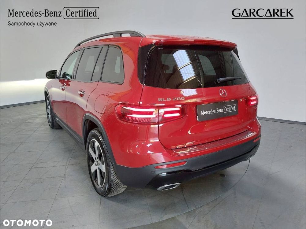 Mercedes-Benz GLB - 4