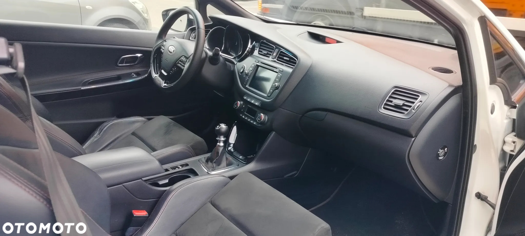 Kia Ceed Cee'd 1.6 T-GDI GT XL - 21