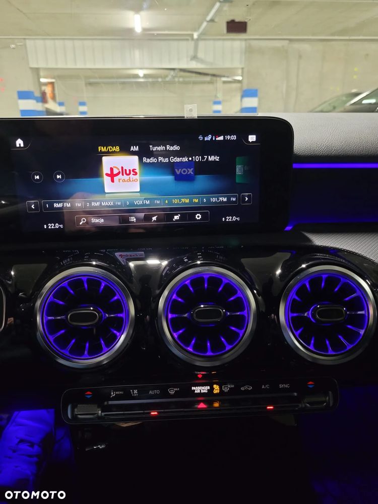 Mercedes-Benz Klasa A 200 Edycja specjalna 7G-DCT - 21