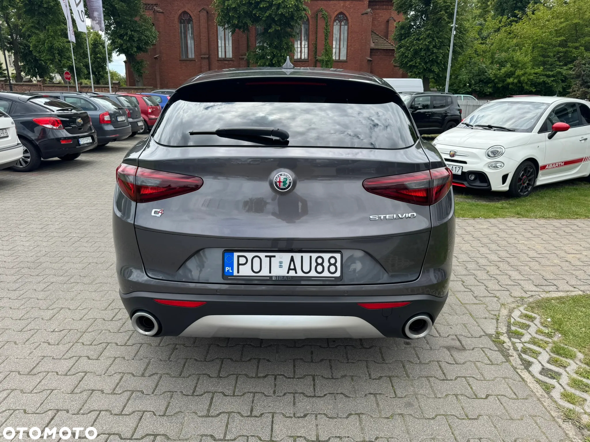 Alfa Romeo Stelvio 2.0 Turbo 16V AT8-Q4 Sprint - 8