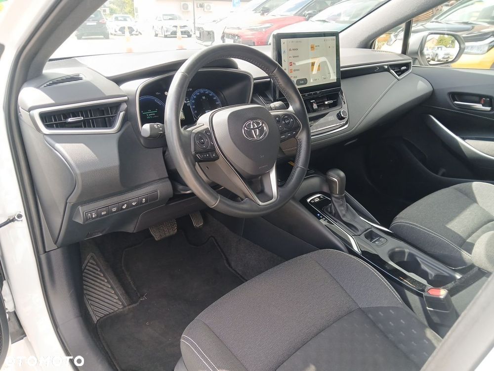 Toyota Corolla 2.0 Hybrid Comfort - 18