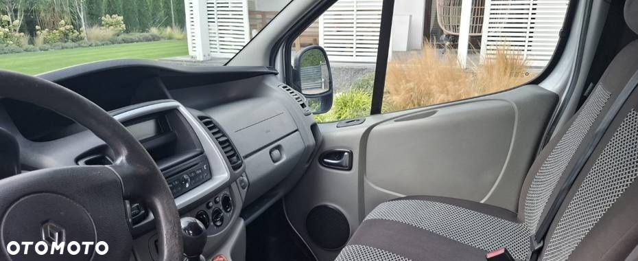 Renault Trafic - 12