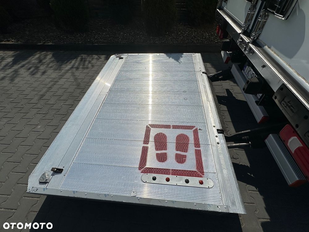 Iveco Daily 50-180 2022 Rok Chłodnia 10 palet + winda multitemperatura - 10