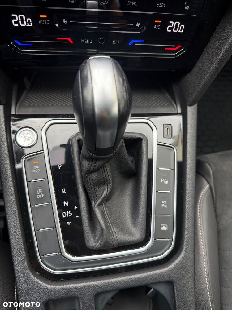Volkswagen Passat 2.0 TSI Elegance DSG - 16