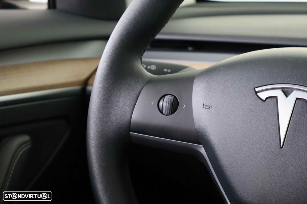 Tesla Model 3 Long Range Tração Integral - 16