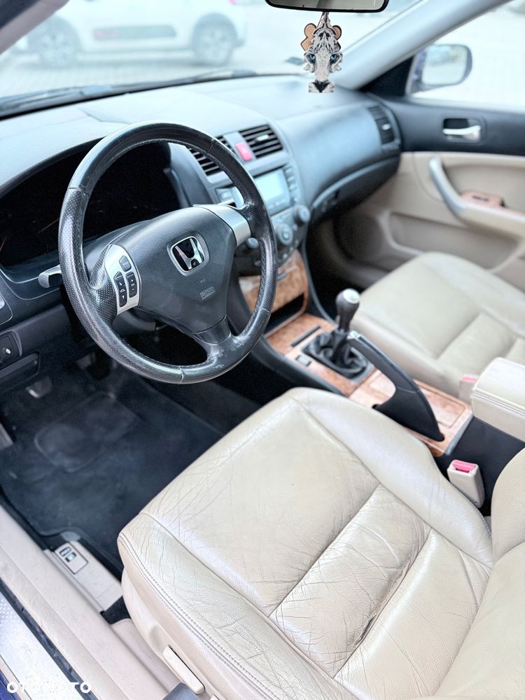 Honda Accord 2.0 i Executive - 9