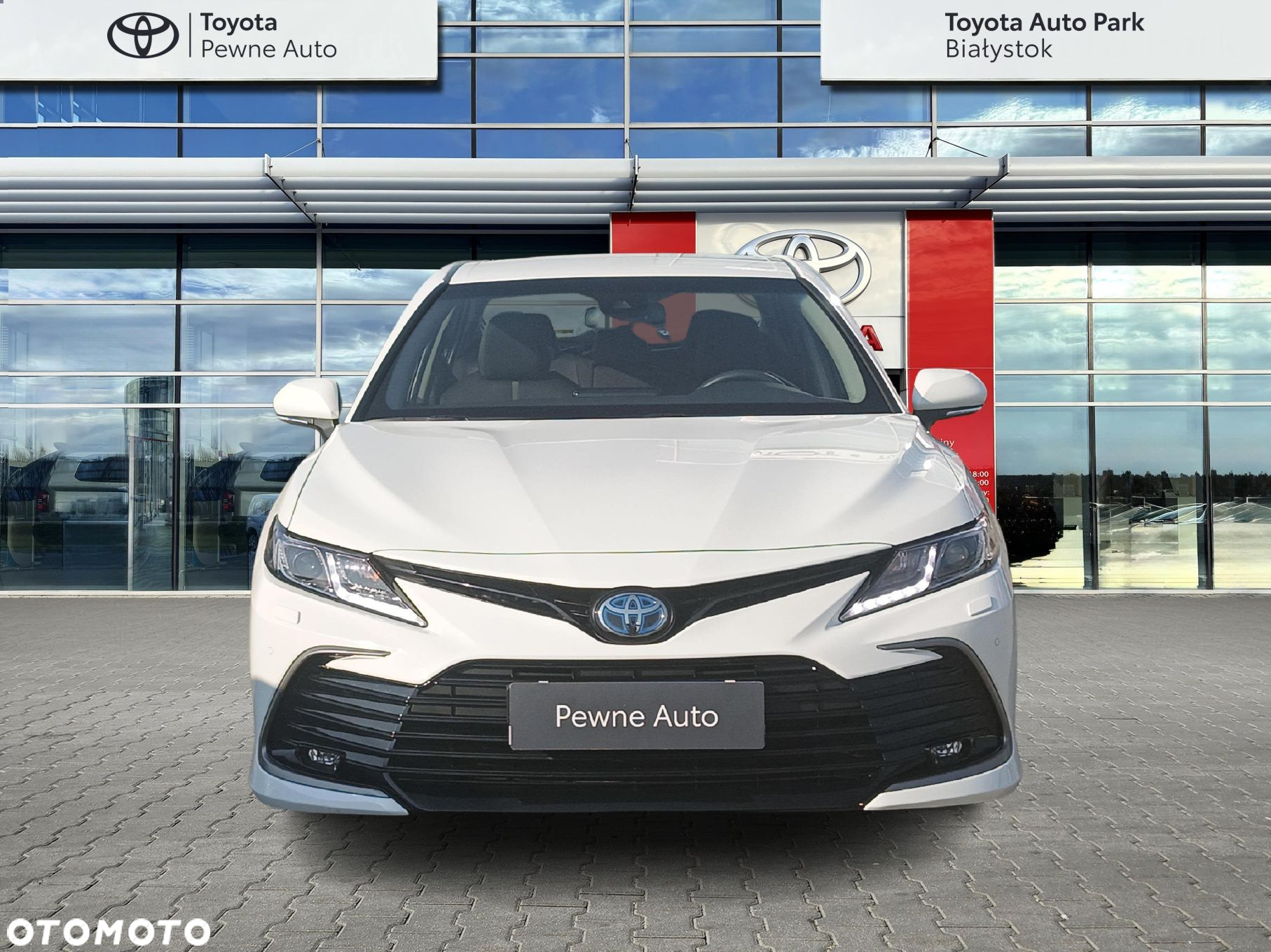 Toyota Camry - 8