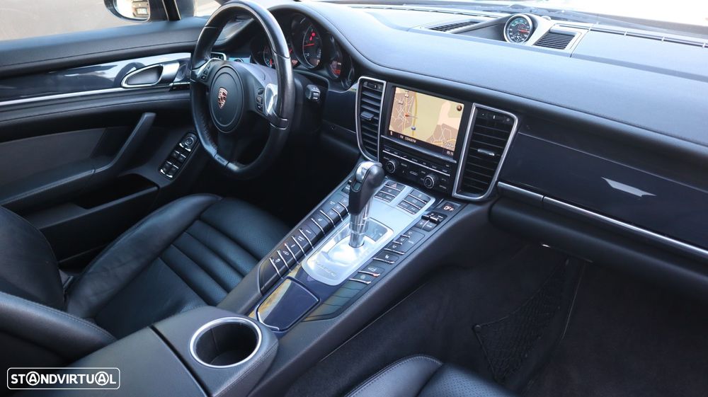 Porsche Panamera Platinum Edition - 16