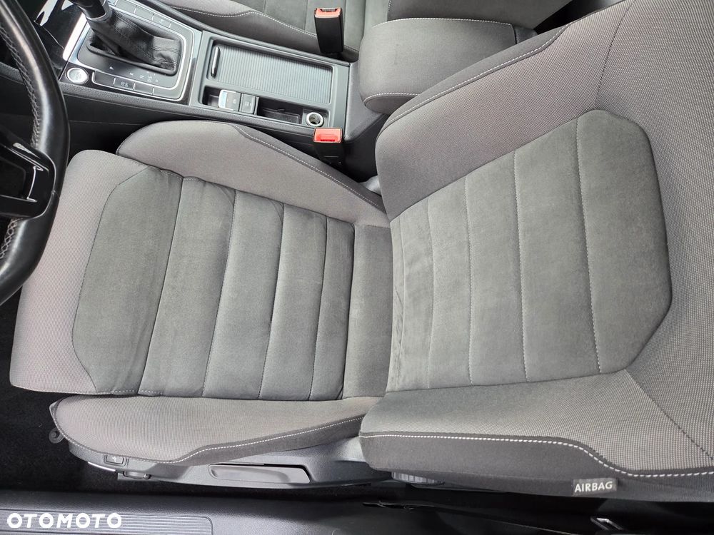 Volkswagen Golf 1.5 TSI BMT Evo Highline DSG - 17