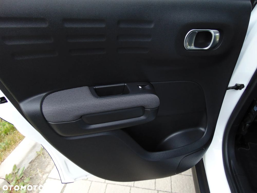 Citroën C3 Aircross BlueHDI 110 Stop & Start SHINE - 22