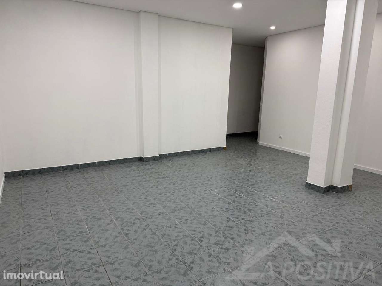 Loja  Arrendamento em São João da Madeira,São João da Madeira - Grande imagem: 3/8