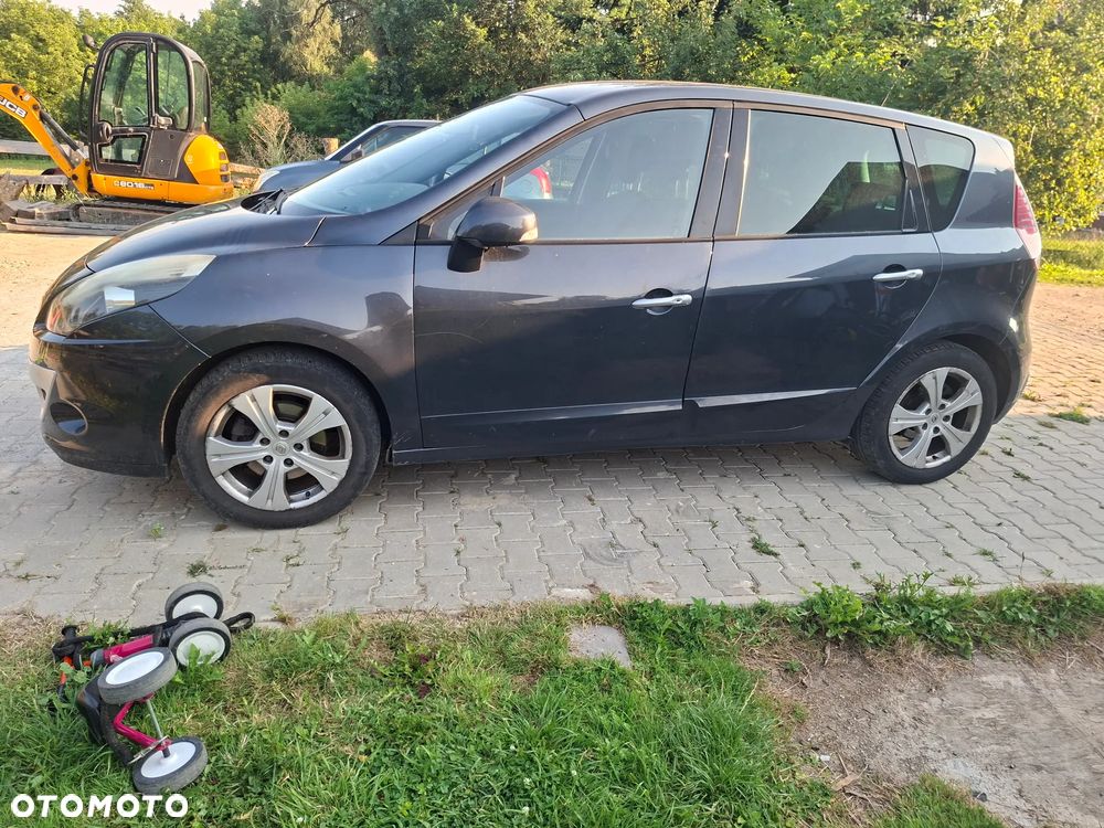 Renault Scenic 1.4 16V TCE Bose Edition - 1