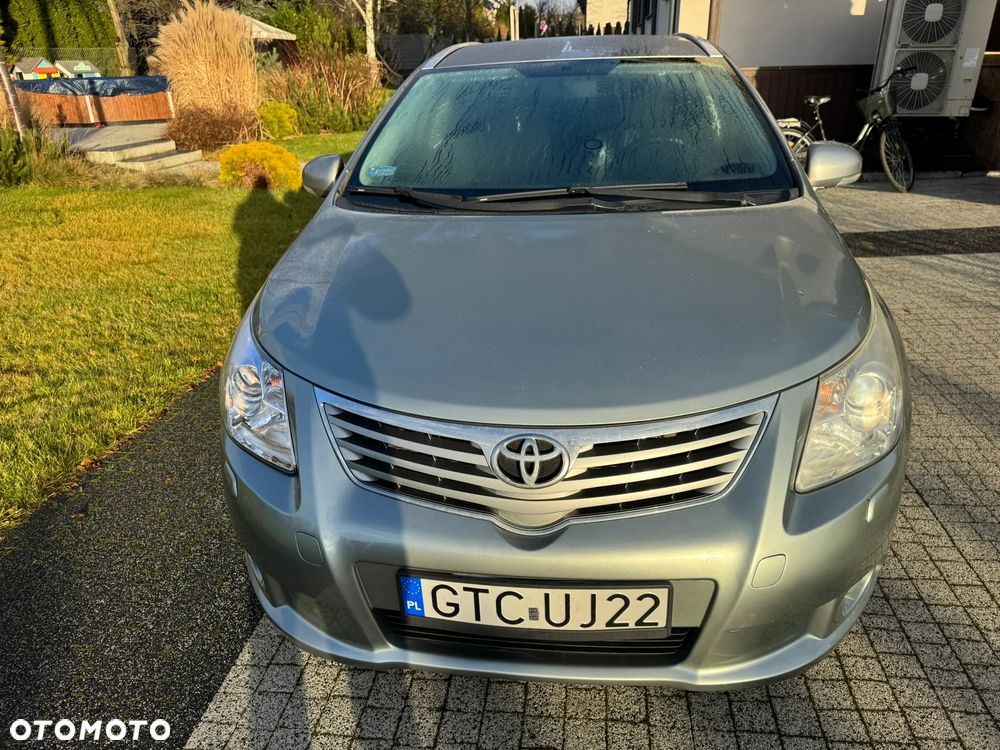 Toyota Avensis 2.0 D-4D - 2