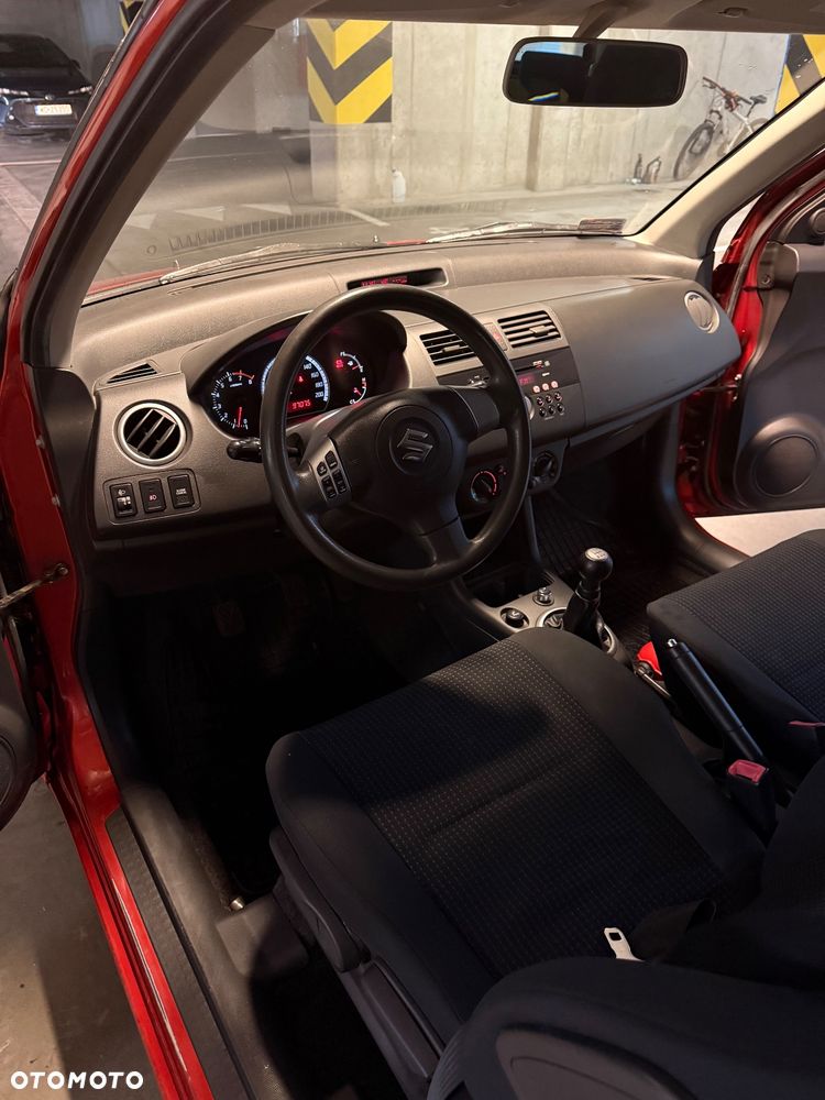 Suzuki Swift 1.5 GLX Sport - 8